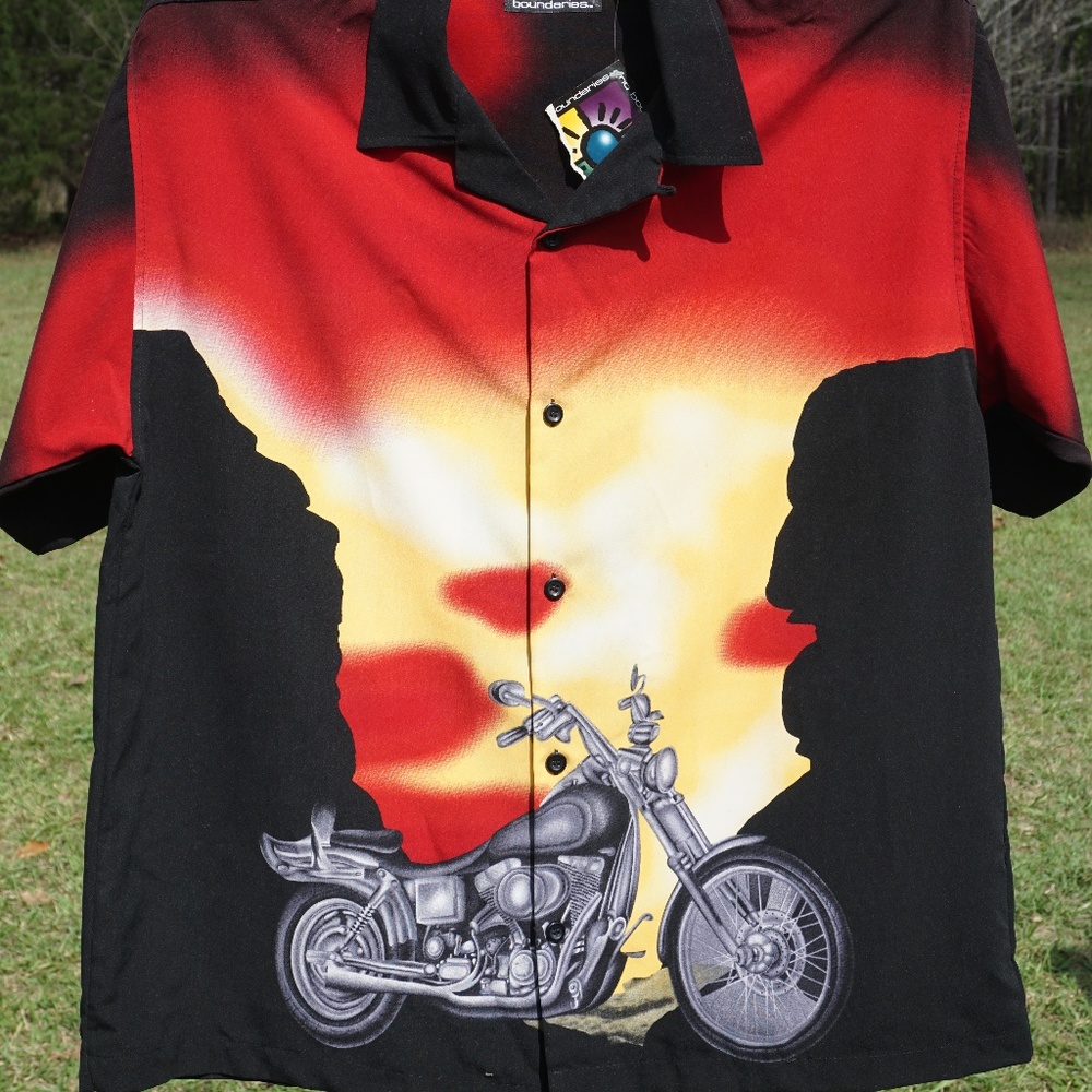 Mens No Bounadries Biker Shirt